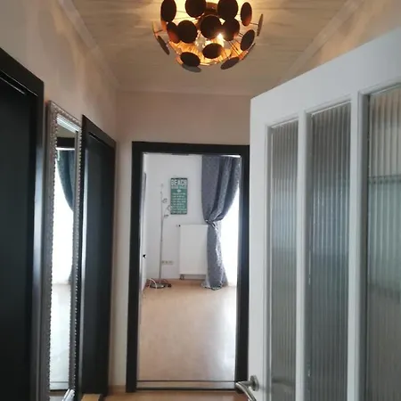 Hostel Jayson & Co *